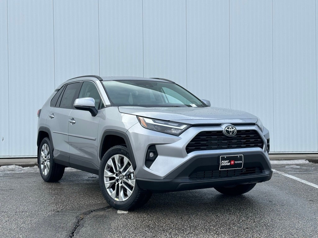 2025 Toyota RAV4 XLE Premium