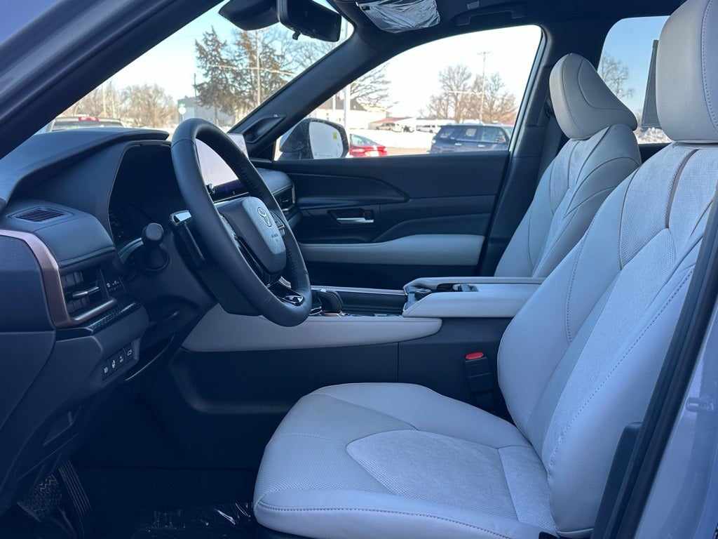 2026 Toyota Grand Highlander Hybrid Hybrid MAX Platinum