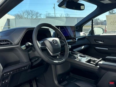 2026 Toyota Sienna Woodland Edition