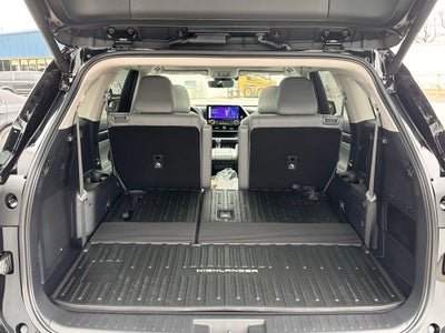 2026 Toyota Highlander Hybrid Hybrid Platinum