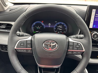 2026 Toyota Highlander Hybrid Hybrid Platinum