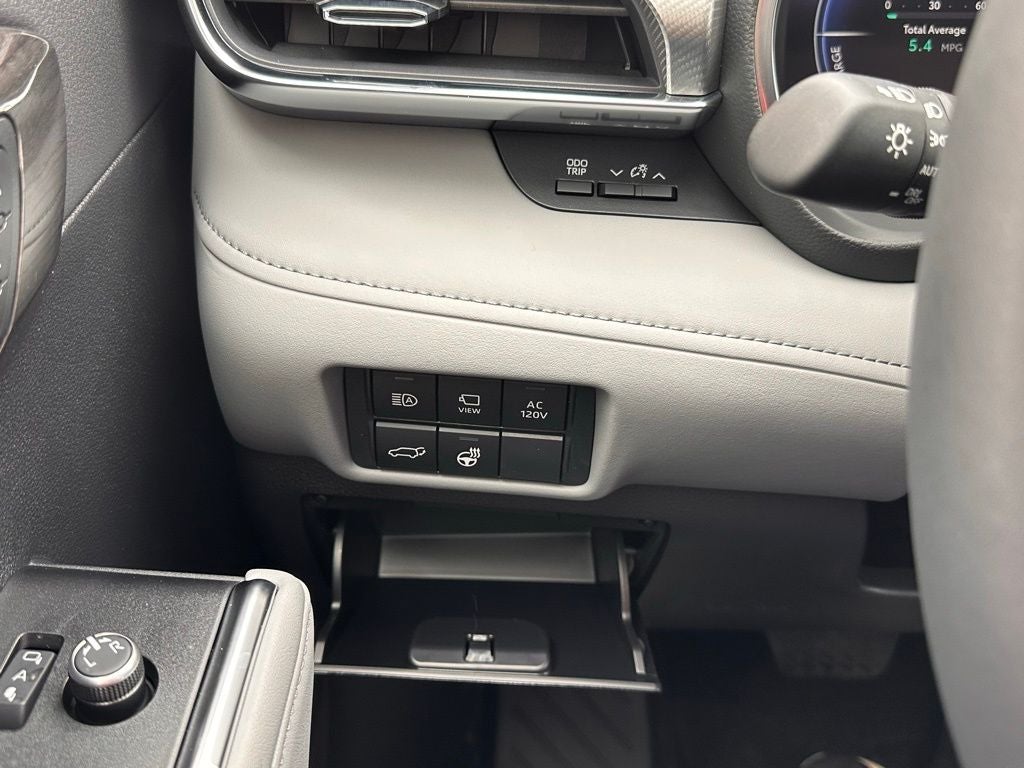 2026 Toyota Highlander Hybrid Hybrid Platinum