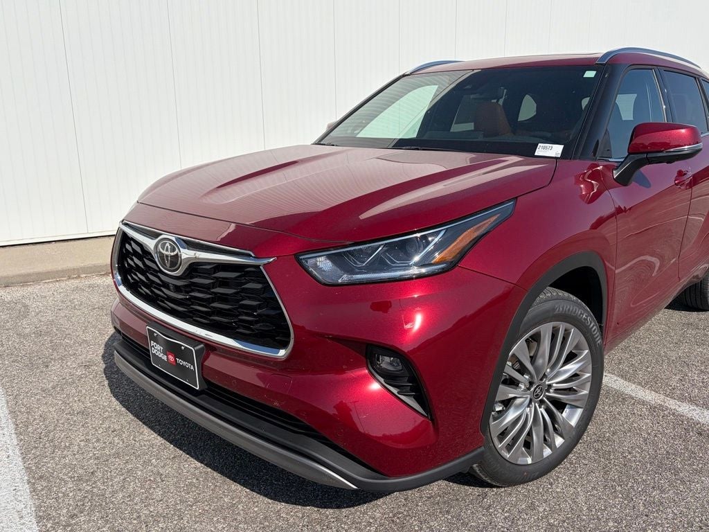 2026 Toyota Highlander Platinum