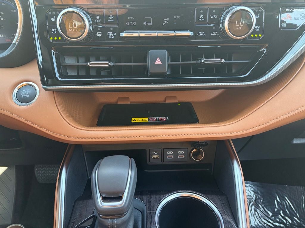 2026 Toyota Highlander Platinum