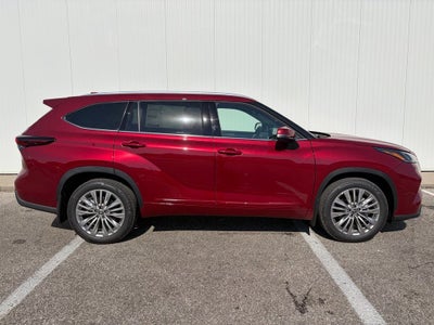 2026 Toyota Highlander Platinum