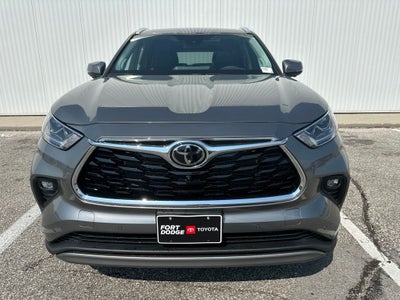 2026 Toyota Highlander Platinum