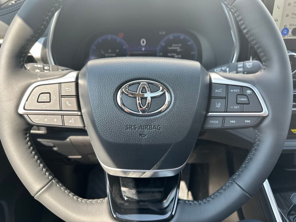 2026 Toyota Highlander Platinum