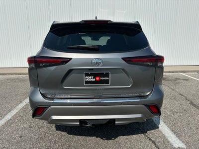 2026 Toyota Highlander Platinum