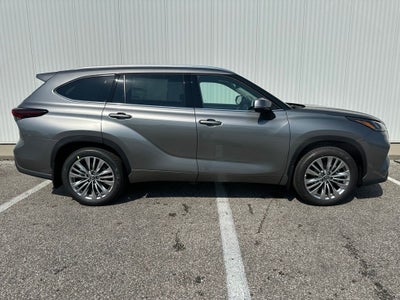 2026 Toyota Highlander Platinum