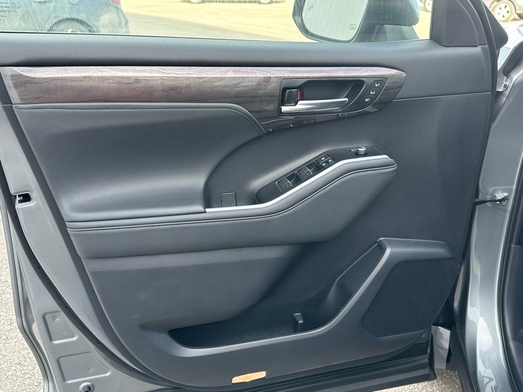 2026 Toyota Highlander Hybrid Hybrid Limited