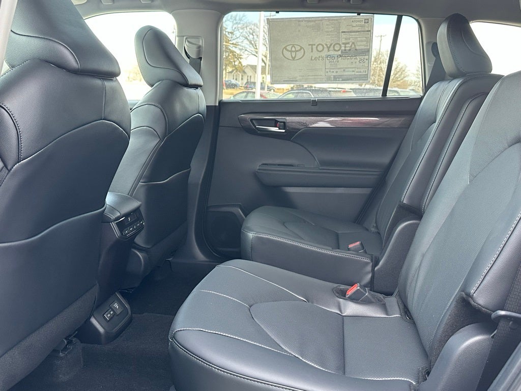 2026 Toyota Highlander Hybrid Hybrid Limited