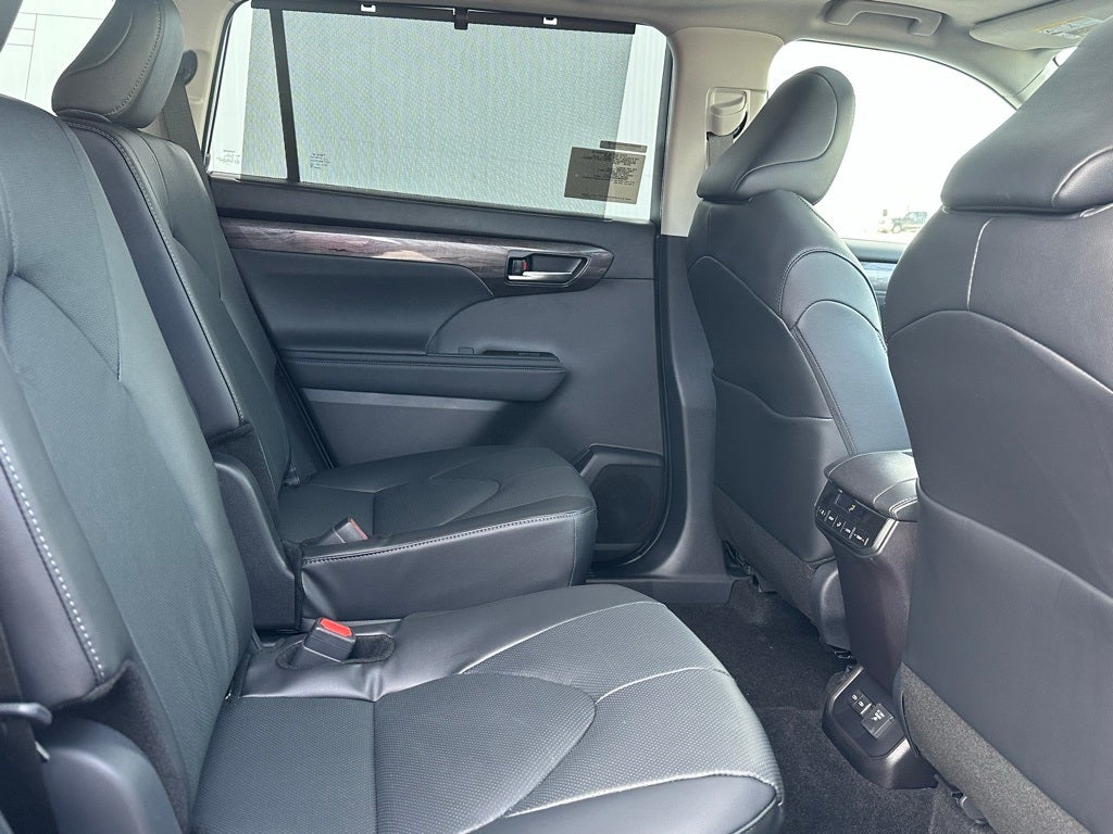 2026 Toyota Highlander Hybrid Hybrid Limited