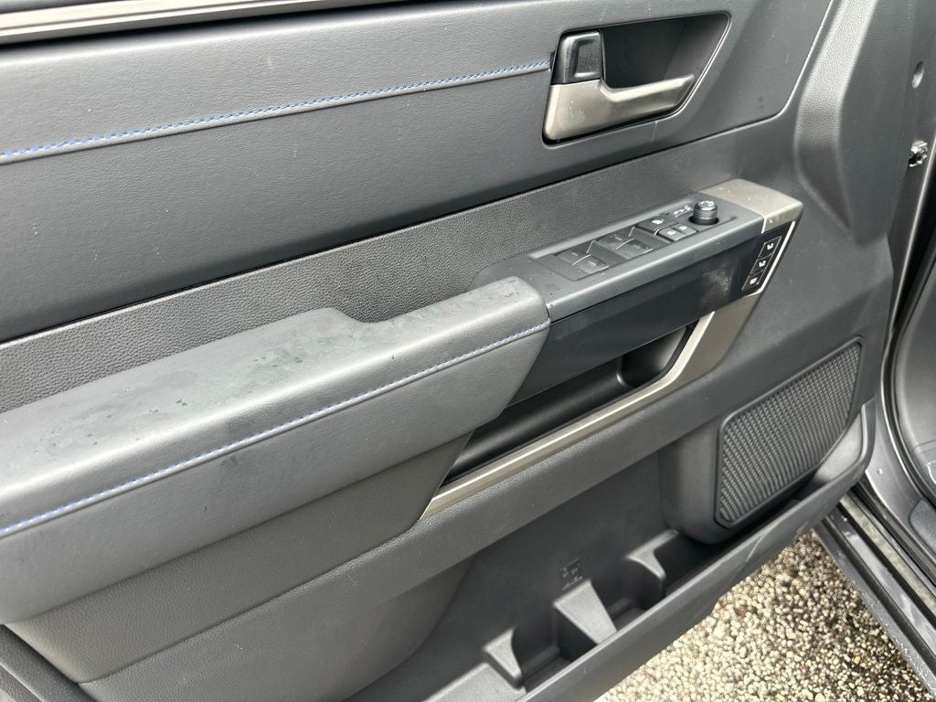 2026 Toyota Tundra i-FORCE MAX Platinum i-FORCE MAX