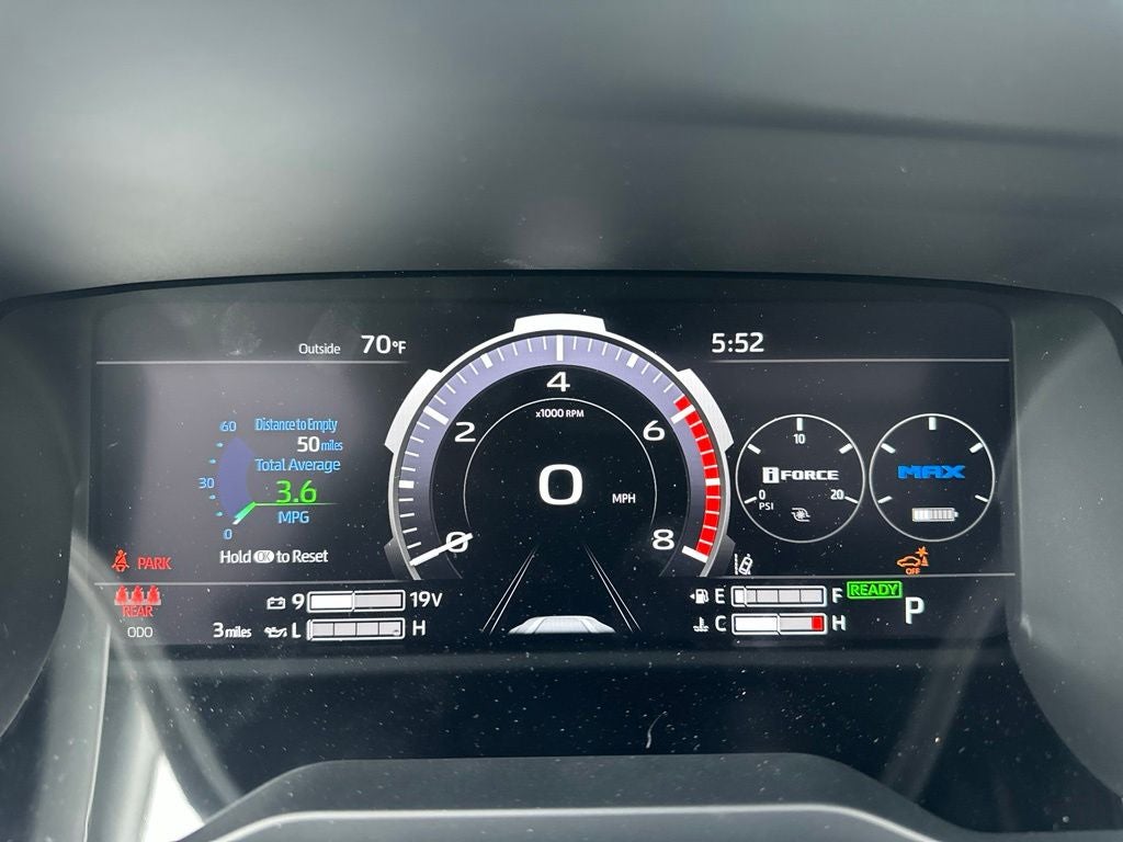 2026 Toyota Tundra i-FORCE MAX Platinum i-FORCE MAX
