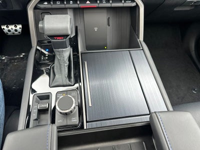 2026 Toyota Tundra i-FORCE MAX Platinum i-FORCE MAX
