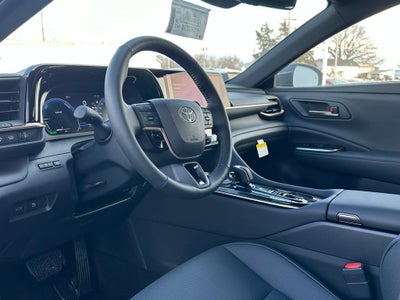 2025 Toyota Toyota Crown Signia XLE