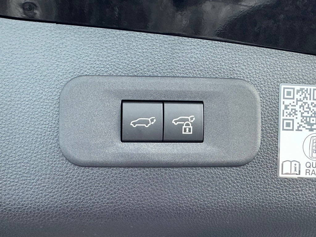 2025 Toyota Toyota Crown Signia XLE