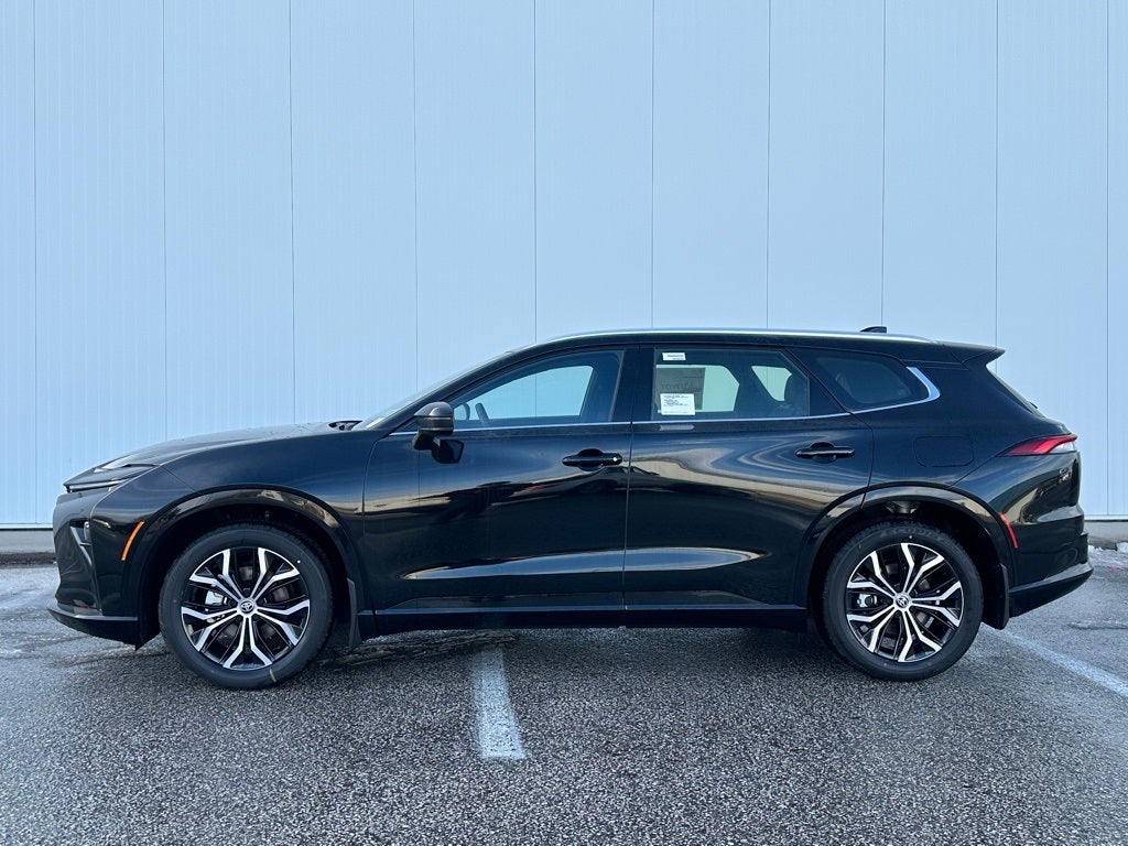 2025 Toyota Toyota Crown Signia XLE