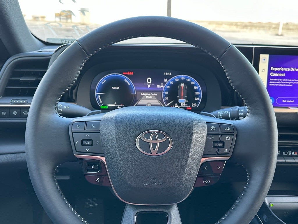 2025 Toyota Toyota Crown Signia XLE