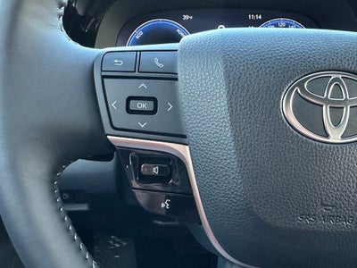 2025 Toyota Toyota Crown Signia XLE