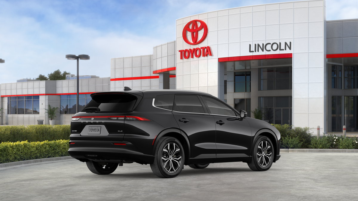 2025 Toyota Toyota Crown Signia XLE