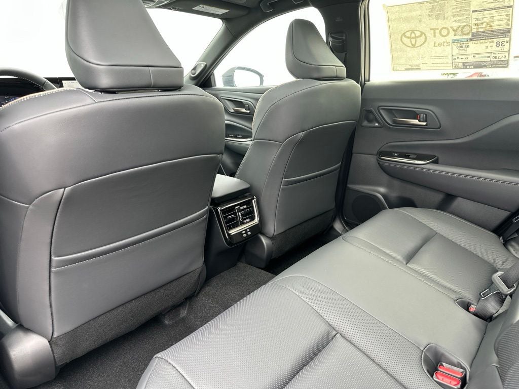 2026 Toyota Crown Signia Limited - Photo 19