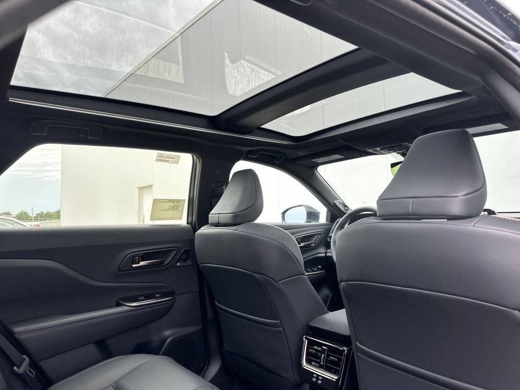 2026 Toyota Crown Signia Limited - Photo 29