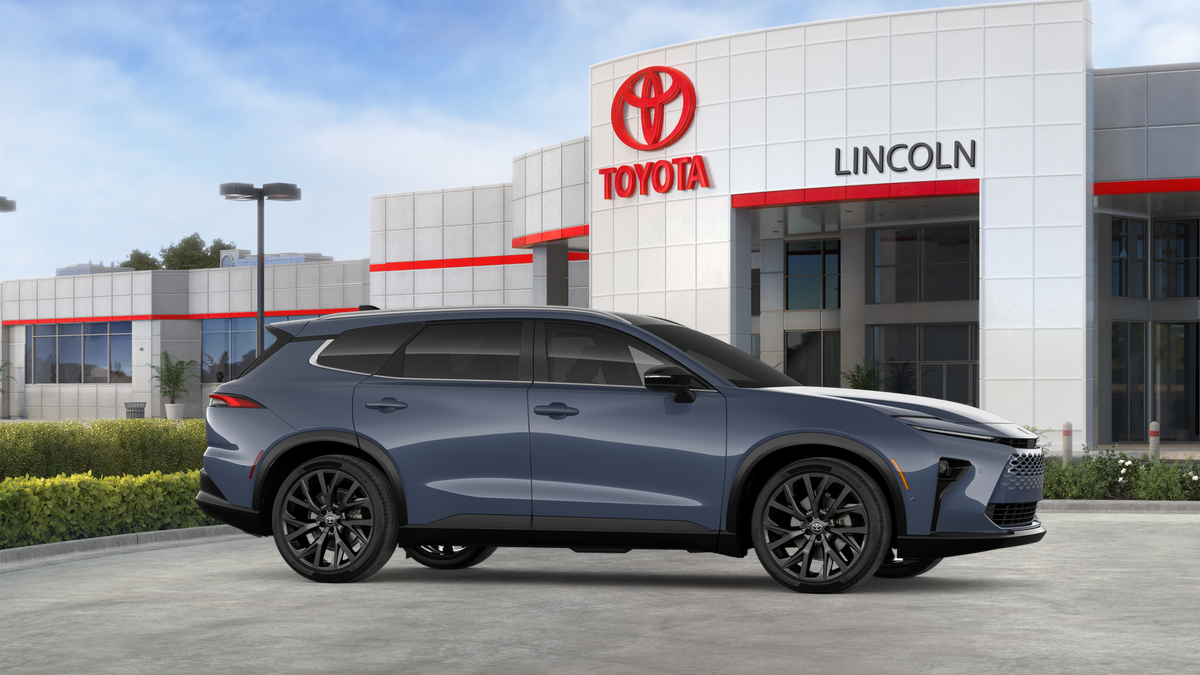 2026 Toyota Crown Signia Limited - Photo 70