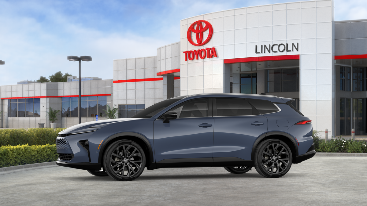 2026 Toyota Crown Signia Limited - Photo 60