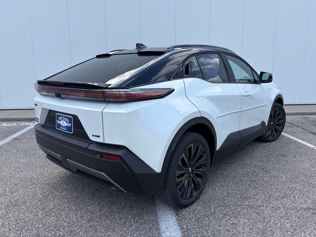 2026 Toyota C-HR XSE