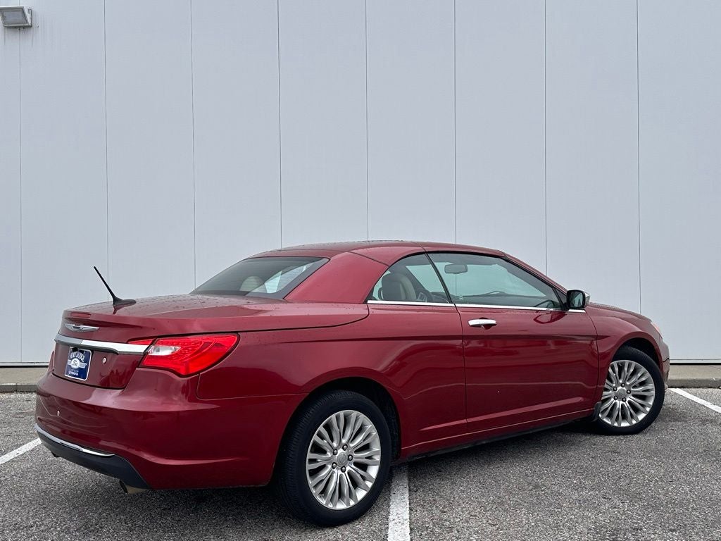 2014 Chrysler 200 Limited