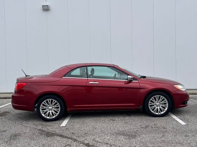 2014 Chrysler 200 Limited