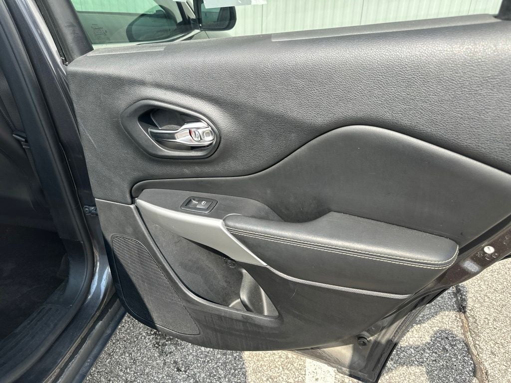 2018 Jeep Cherokee Latitude Plus