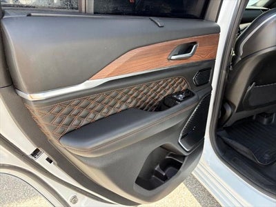 2022 Jeep Grand Cherokee Summit