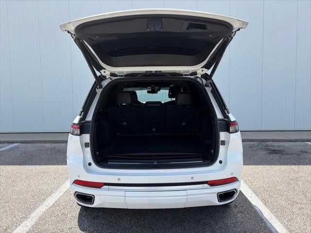 2022 Jeep Grand Cherokee Summit