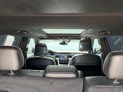 2022 Jeep Grand Cherokee Summit