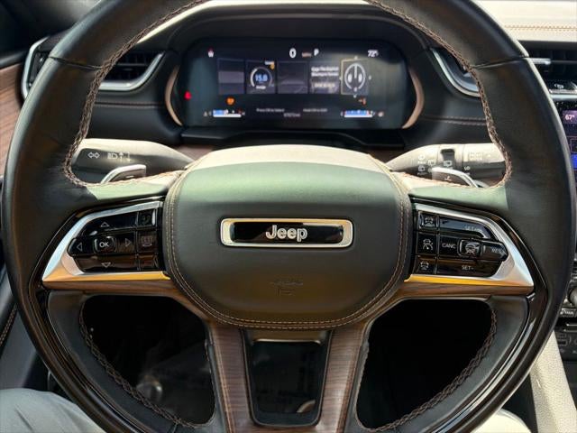 2022 Jeep Grand Cherokee Summit