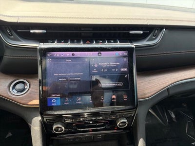 2022 Jeep Grand Cherokee Summit