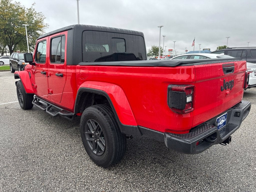 2024 Jeep Gladiator Sport S