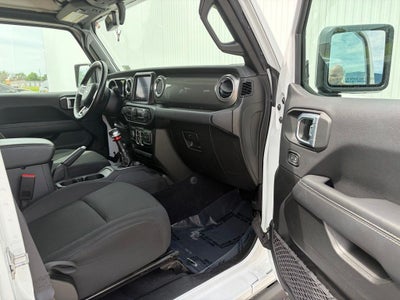 2022 Jeep Gladiator Overland