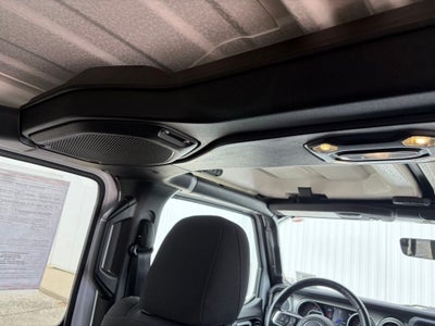 2022 Jeep Gladiator Overland