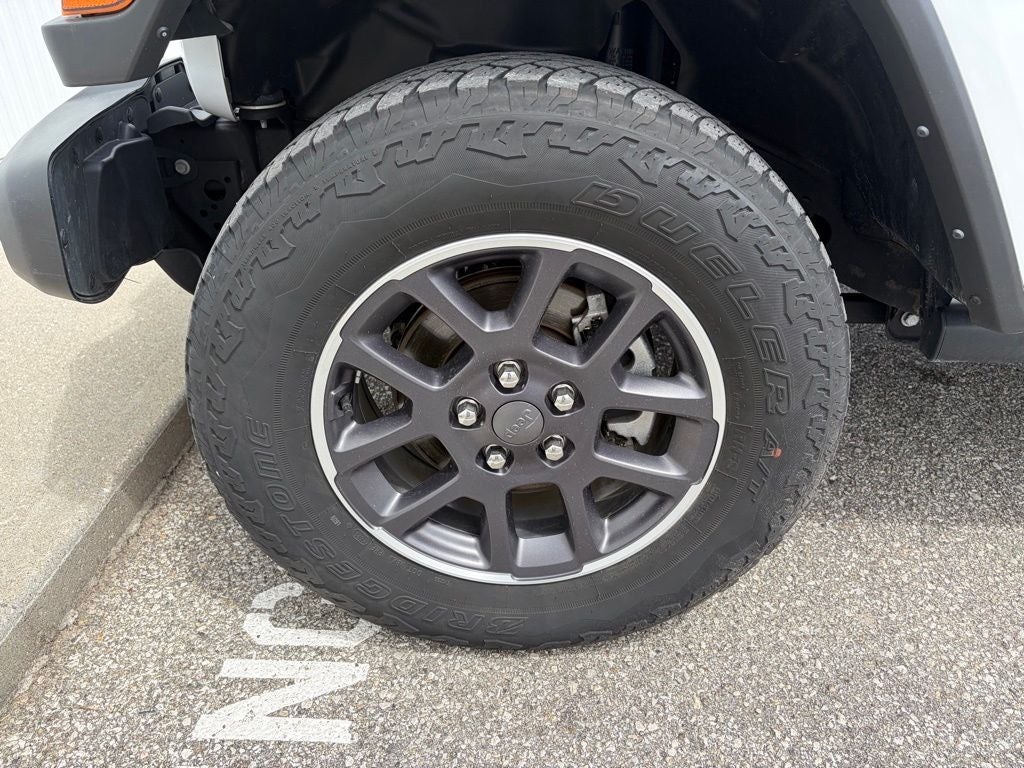2022 Jeep Gladiator Overland