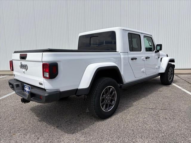 2022 Jeep Gladiator Overland