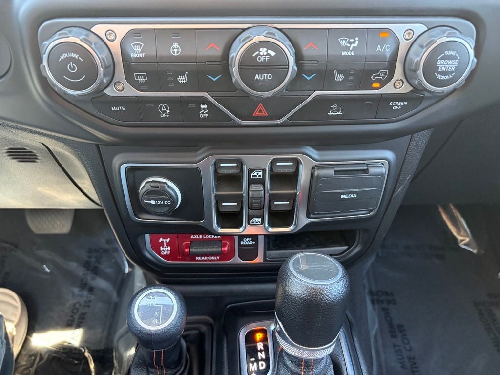 2023 Jeep Gladiator Mojave