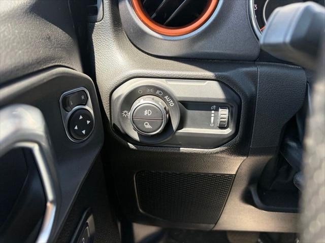 2023 Jeep Gladiator Mojave
