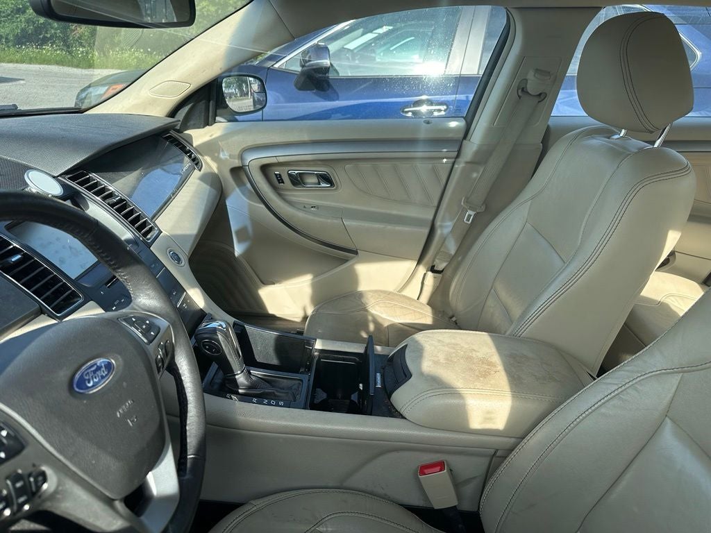 2015 Ford Taurus SEL