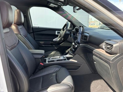 2023 Ford Explorer Platinum