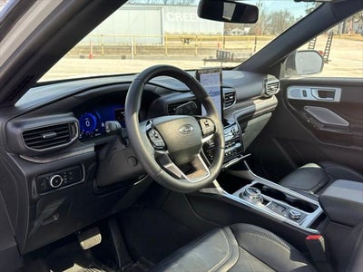 2023 Ford Explorer Platinum