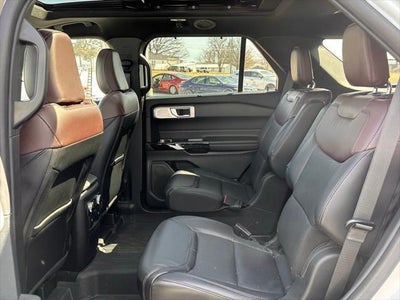 2023 Ford Explorer Platinum