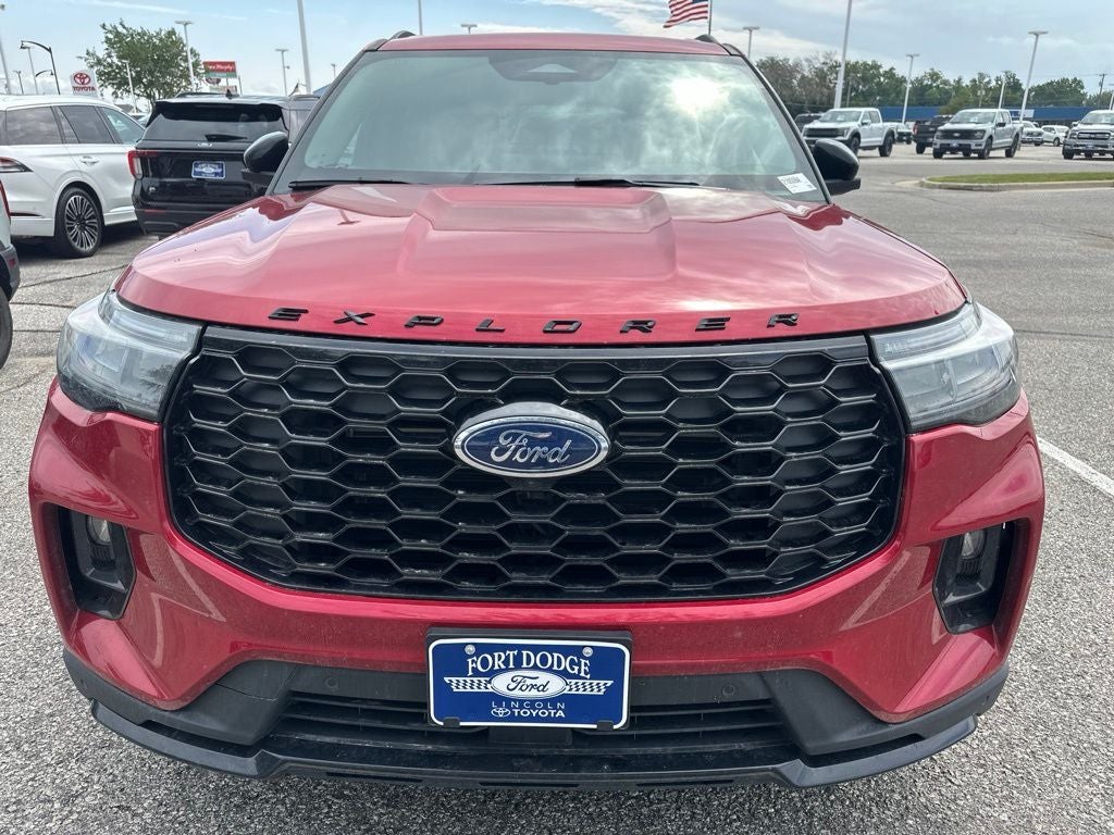 2025 Ford Explorer ST-Line